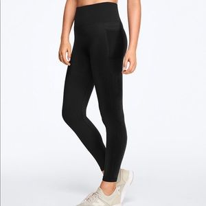 New VS Pink Cool & Comfy pocket tight